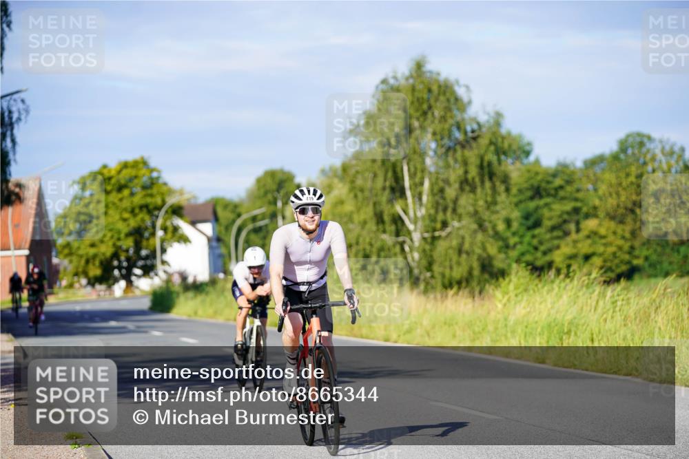 31.08.2025 - Elbe Triathlon Hamburg Michael Burmester http://msf.ph/oto/8665344 31.08.2025 09:29:34 Radfahren 286, 419, 522 meine-sportfotos.de