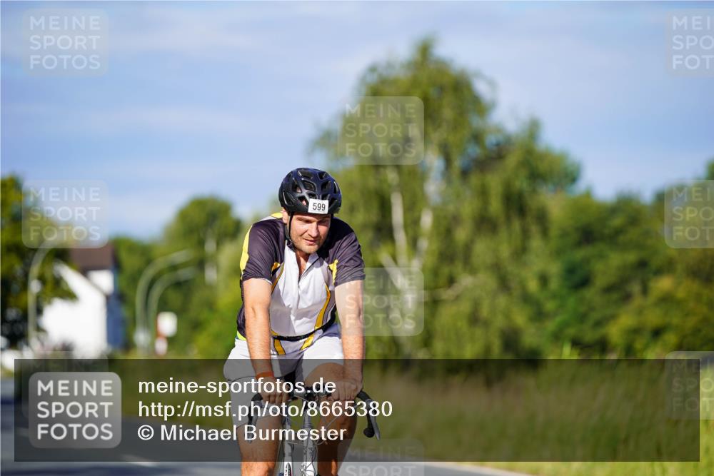 31.08.2025 - Elbe Triathlon Hamburg Michael Burmester http://msf.ph/oto/8665380 31.08.2025 09:29:57 Radfahren 305, 380, 409, 599, 680, 719 meine-sportfotos.de