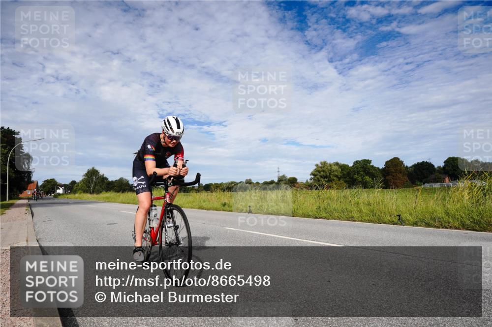 31.08.2025 - Elbe Triathlon Hamburg Michael Burmester http://msf.ph/oto/8665498 31.08.2025 10:12:45 Radfahren 664, 669, 700, 712, 720, 745, 775, 813 meine-sportfotos.de