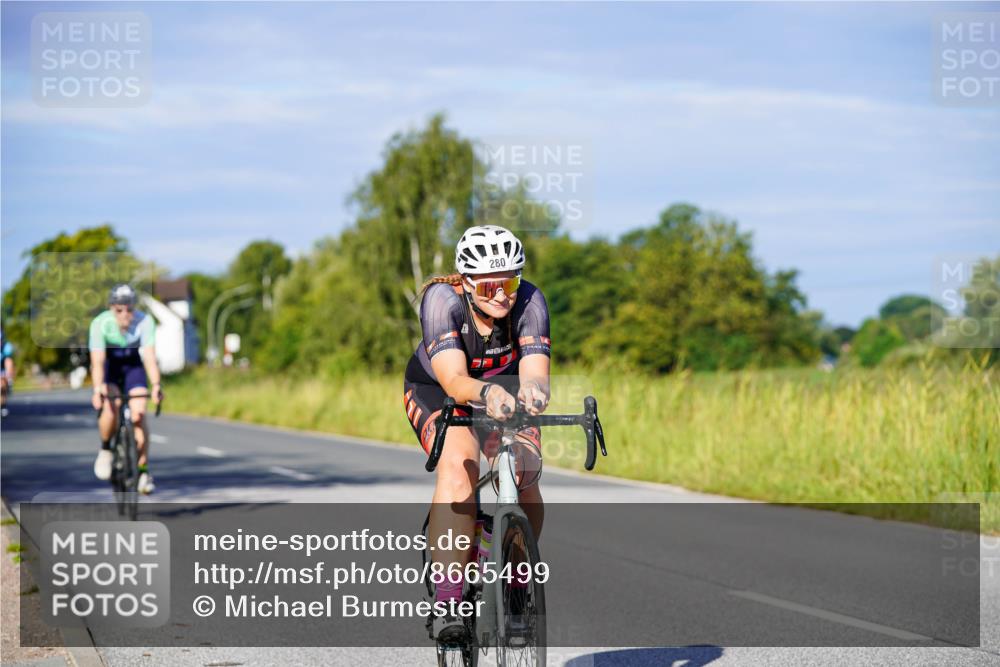 31.08.2025 - Elbe Triathlon Hamburg Michael Burmester http://msf.ph/oto/8665499 31.08.2025 09:30:32 Radfahren 280, 384, 533, 539 meine-sportfotos.de