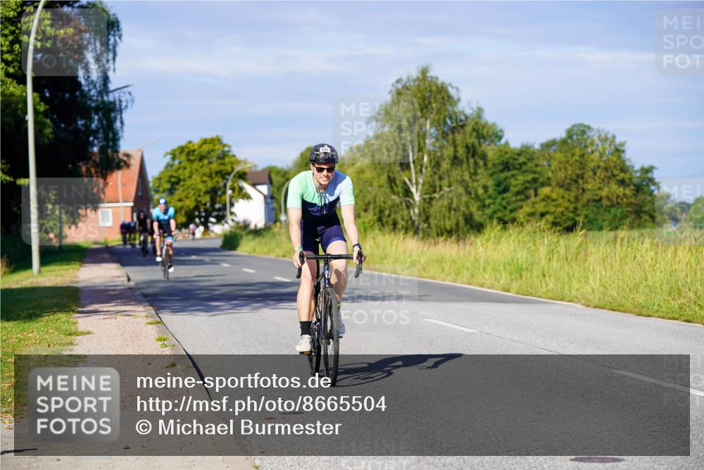 31.08.2025 - Elbe Triathlon Hamburg Michael Burmester http://msf.ph/oto/8665504 31.08.2025 09:30:33 Radfahren 280, 384, 533, 539 meine-sportfotos.de