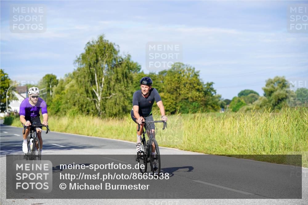 31.08.2025 - Elbe Triathlon Hamburg Michael Burmester http://msf.ph/oto/8665538 31.08.2025 09:30:46 Radfahren 192, 332, 413, 602, 669, 684, 756 meine-sportfotos.de