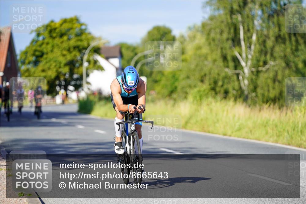 31.08.2025 - Elbe Triathlon Hamburg Michael Burmester http://msf.ph/oto/8665643 31.08.2025 09:31:24 Radfahren 382, 450, 569 meine-sportfotos.de