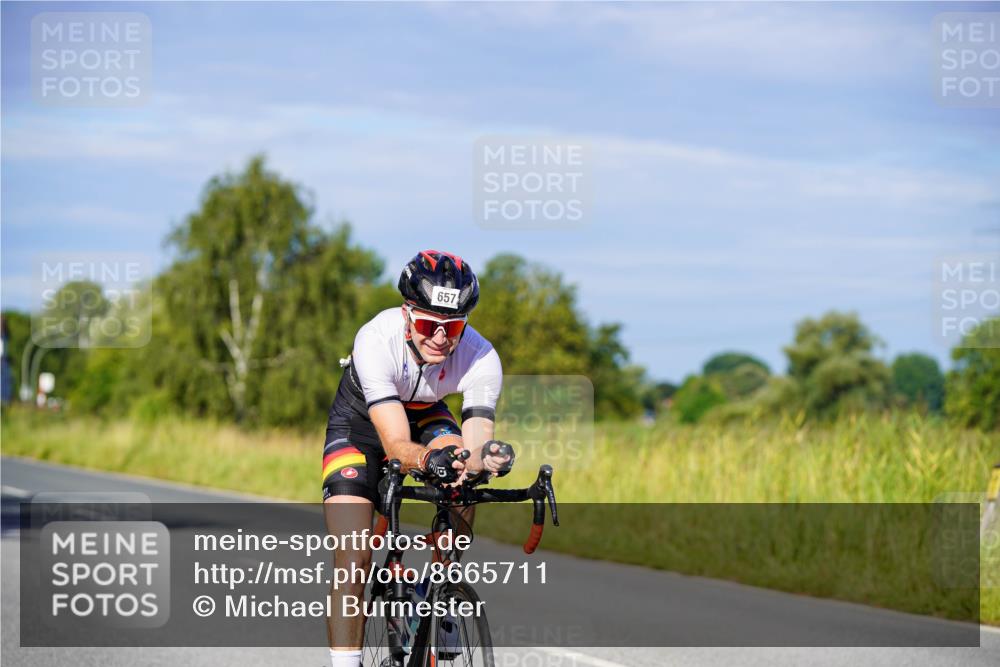 31.08.2025 - Elbe Triathlon Hamburg Michael Burmester http://msf.ph/oto/8665711 31.08.2025 09:31:48 Radfahren 291, 657, 664 meine-sportfotos.de