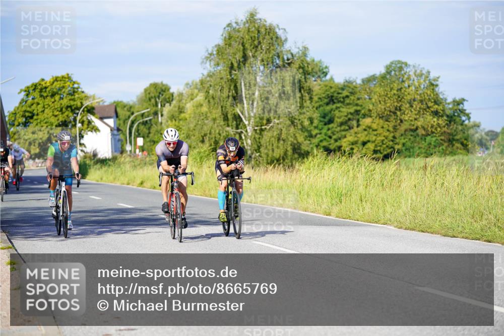 31.08.2025 - Elbe Triathlon Hamburg Michael Burmester http://msf.ph/oto/8665769 31.08.2025 09:32:10 Radfahren 285, 374, 420, 463, 528, 633, 700, 707, 708 meine-sportfotos.de