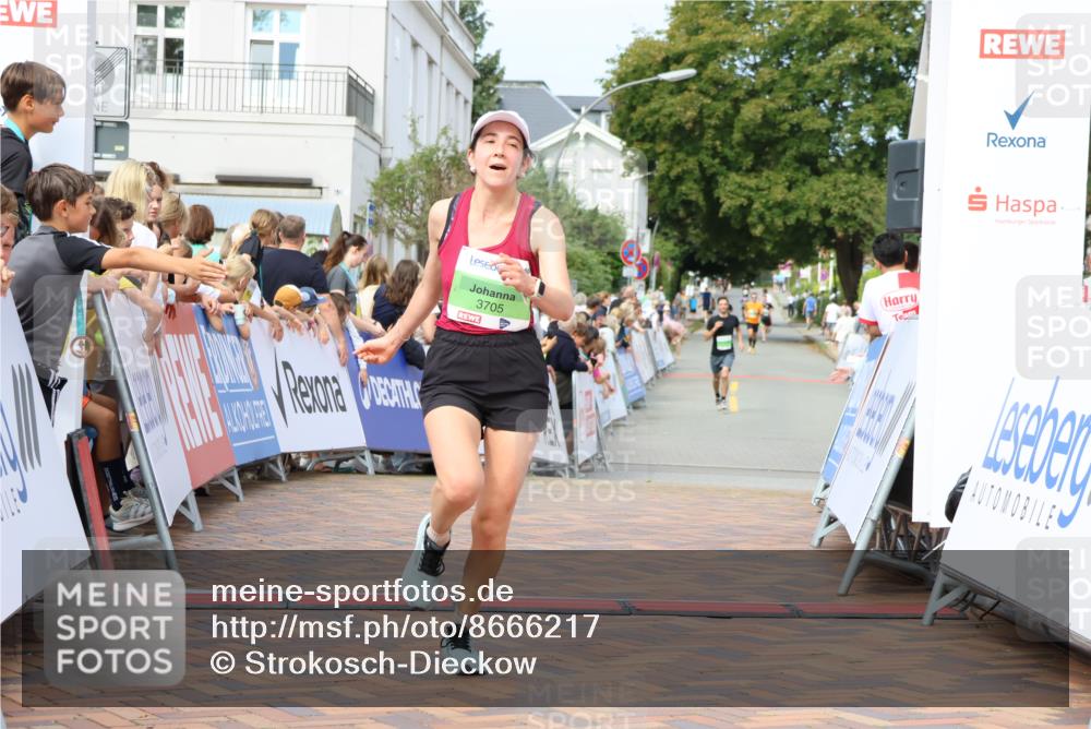 31.08.2025 - 21. Blankeneser Heldenlauf Strokosch-Dieckow http://msf.ph/oto/8666217 31.08.2025 10:58:41 Ziel 3064, 3651, 3705, 3457 meine-sportfotos.de