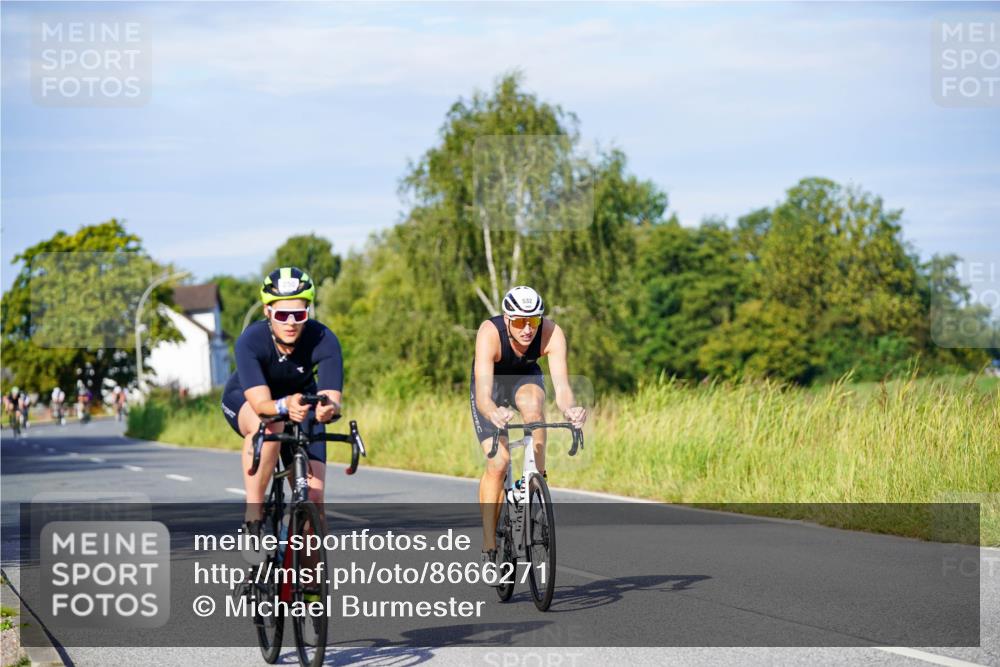 31.08.2025 - Elbe Triathlon Hamburg Michael Burmester http://msf.ph/oto/8666271 31.08.2025 09:35:16 Radfahren 250, 446, 532, 593, 766 meine-sportfotos.de