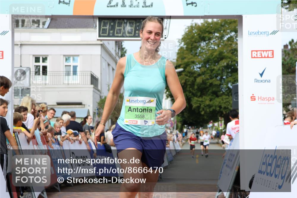 31.08.2025 - 21. Blankeneser Heldenlauf Strokosch-Dieckow http://msf.ph/oto/8666470 31.08.2025 10:58:25 Ziel 3558 meine-sportfotos.de