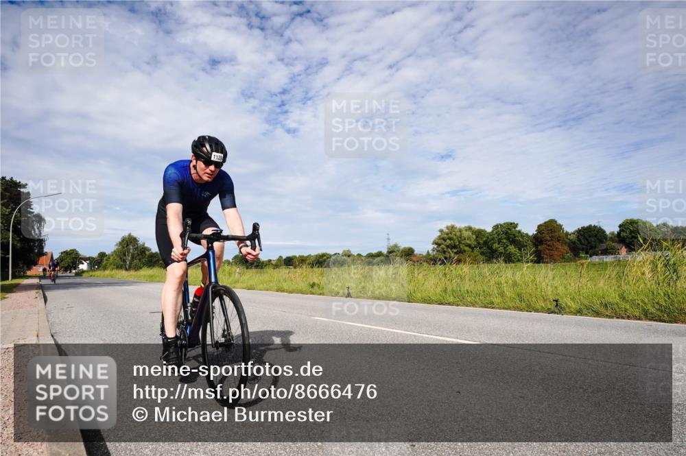 31.08.2025 - Elbe Triathlon Hamburg Michael Burmester http://msf.ph/oto/8666476 31.08.2025 10:31:28 Radfahren 1079, 1128, 1193, 1246 meine-sportfotos.de