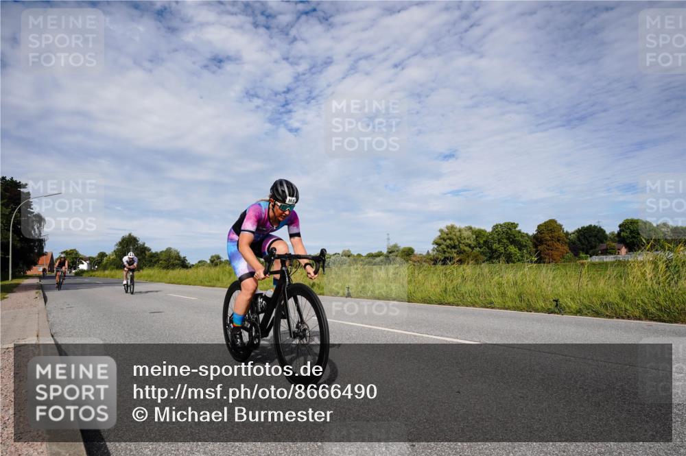 31.08.2025 - Elbe Triathlon Hamburg Michael Burmester http://msf.ph/oto/8666490 31.08.2025 10:31:48 Radfahren 868, 906, 1014, 1224 meine-sportfotos.de