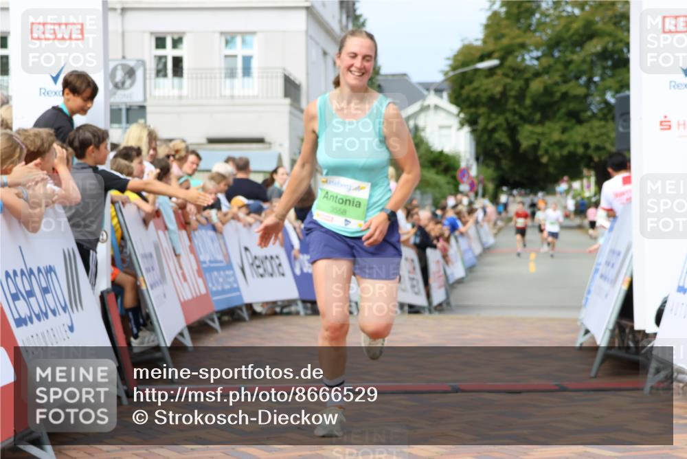 31.08.2025 - 21. Blankeneser Heldenlauf Strokosch-Dieckow http://msf.ph/oto/8666529 31.08.2025 10:58:25 Ziel 3558 meine-sportfotos.de
