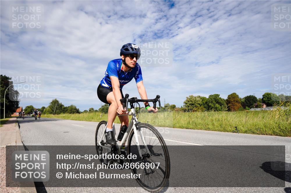 31.08.2025 - Elbe Triathlon Hamburg Michael Burmester http://msf.ph/oto/8666907 31.08.2025 10:38:27 Radfahren 783, 790, 942, 971, 1077, 1106, 1109 meine-sportfotos.de