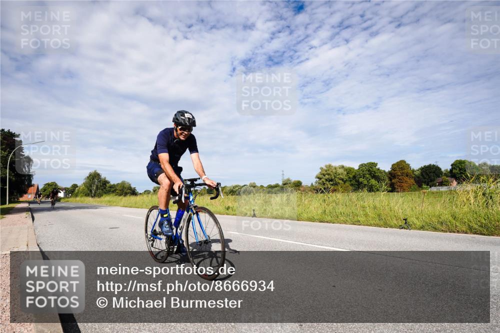 31.08.2025 - Elbe Triathlon Hamburg Michael Burmester http://msf.ph/oto/8666934 31.08.2025 10:38:46 Radfahren 634, 771, 1093, 1291 meine-sportfotos.de