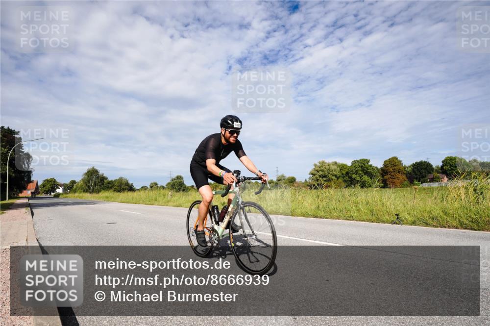 31.08.2025 - Elbe Triathlon Hamburg Michael Burmester http://msf.ph/oto/8666939 31.08.2025 10:38:50 Radfahren 1093, 1291 meine-sportfotos.de