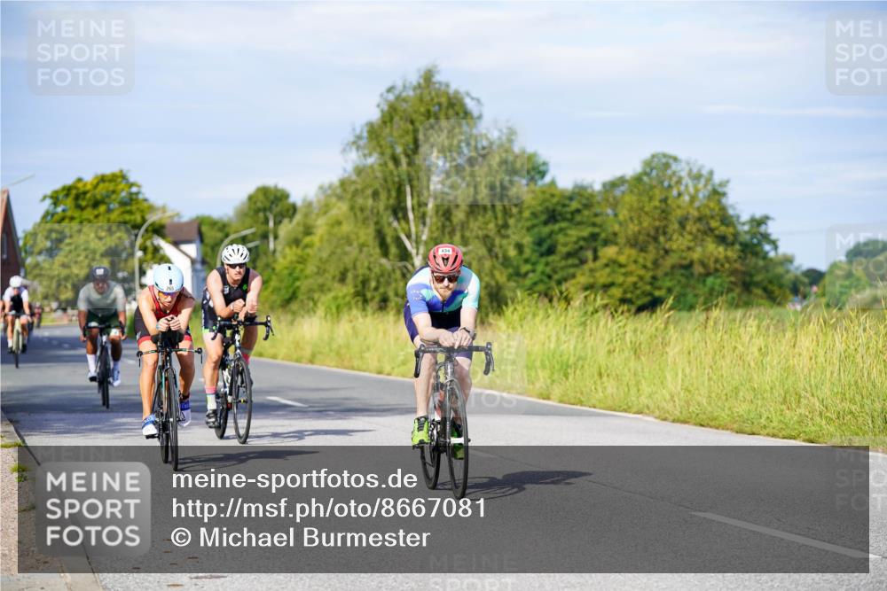 31.08.2025 - Elbe Triathlon Hamburg Michael Burmester http://msf.ph/oto/8667081 31.08.2025 09:40:13 Radfahren 265, 316, 434, 459, 471, 525, 725, 785 meine-sportfotos.de