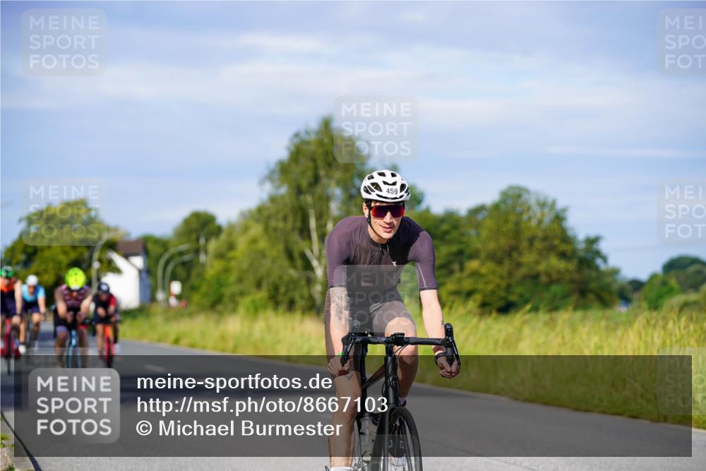31.08.2025 - Elbe Triathlon Hamburg Michael Burmester http://msf.ph/oto/8667103 31.08.2025 09:40:20 Radfahren 288, 301, 406, 459, 462, 625, 627, 785 meine-sportfotos.de