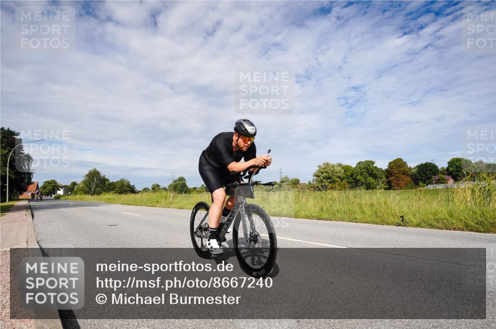 31.08.2025 - Elbe Triathlon Hamburg Michael Burmester http://msf.ph/oto/8667240 31.08.2025 10:44:50 Radfahren 1164, 1252, 1292 meine-sportfotos.de
