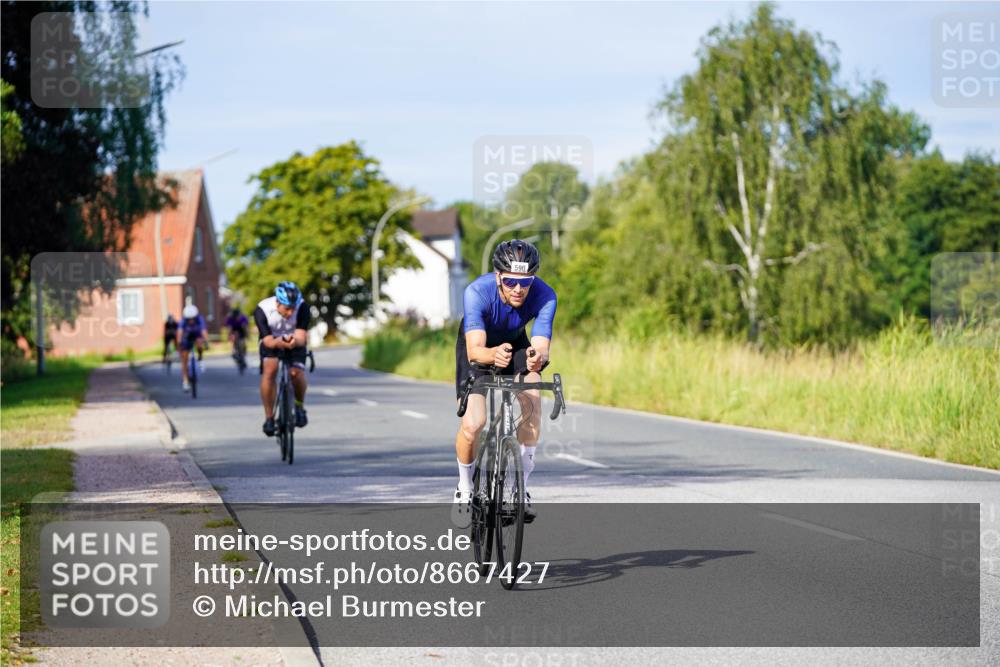 31.08.2025 - Elbe Triathlon Hamburg Michael Burmester http://msf.ph/oto/8667427 31.08.2025 09:42:11 Radfahren 278, 385, 465, 487, 590 meine-sportfotos.de