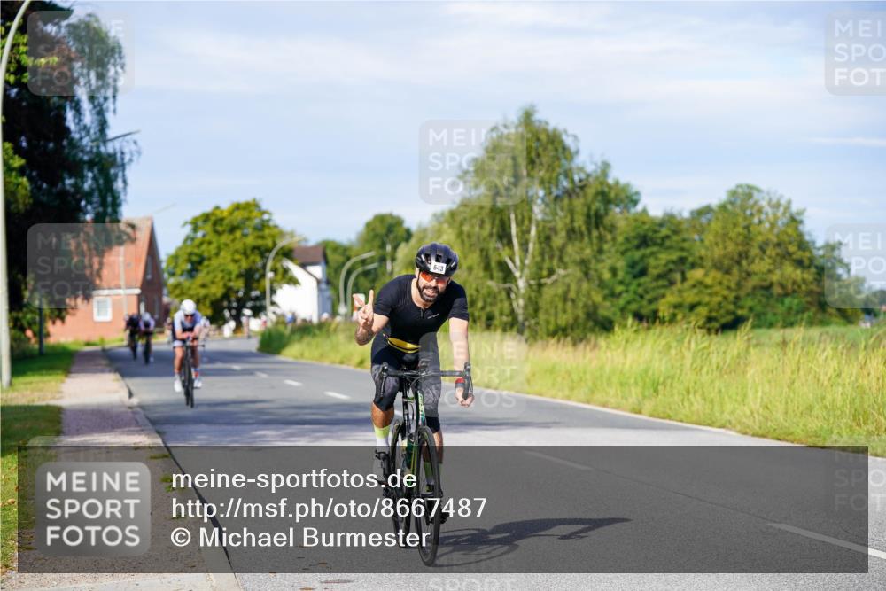 31.08.2025 - Elbe Triathlon Hamburg Michael Burmester http://msf.ph/oto/8667487 31.08.2025 09:42:34 Radfahren 247, 269, 643 meine-sportfotos.de