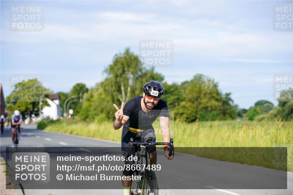 31.08.2025 - Elbe Triathlon Hamburg Michael Burmester http://msf.ph/oto/8667489 31.08.2025 09:42:34 Radfahren 247, 269, 643 meine-sportfotos.de