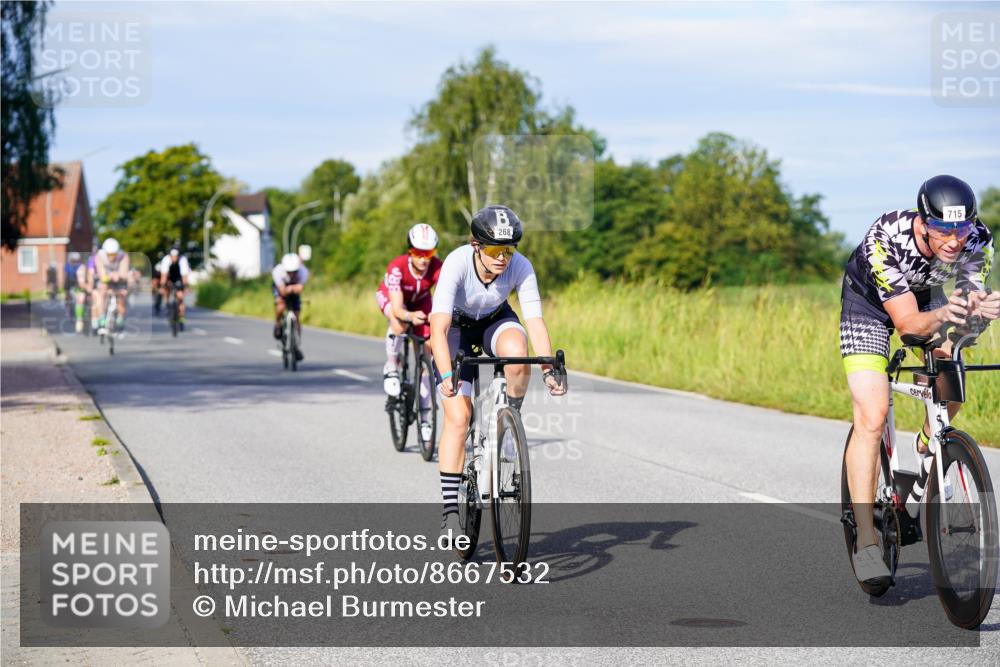 31.08.2025 - Elbe Triathlon Hamburg Michael Burmester http://msf.ph/oto/8667532 31.08.2025 09:42:49 Radfahren 268, 311, 361, 438, 486, 490, 505, 522, 615, 629, 648, 665, 715, 884, 893 meine-sportfotos.de