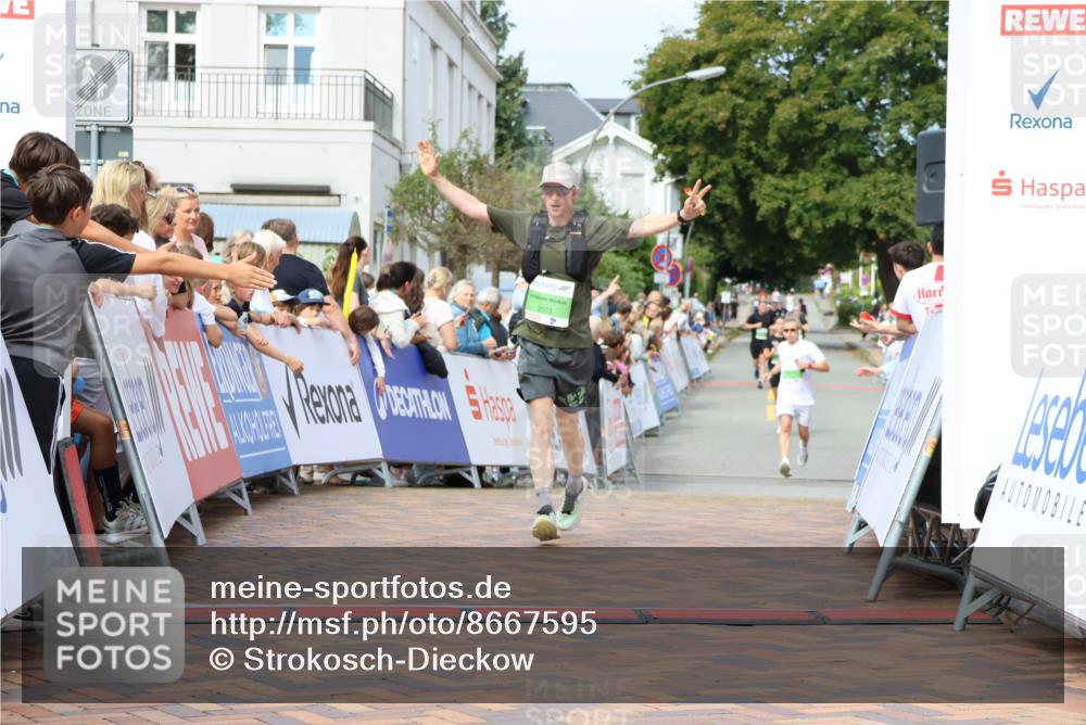 31.08.2025 - 21. Blankeneser Heldenlauf Strokosch-Dieckow http://msf.ph/oto/8667595 31.08.2025 10:57:22 Ziel 3503 meine-sportfotos.de