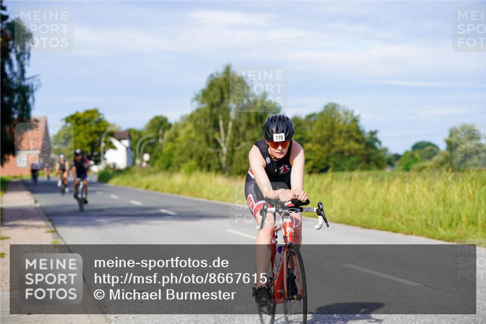 31.08.2025 - Elbe Triathlon Hamburg Michael Burmester http://msf.ph/oto/8667615 31.08.2025 09:43:21 Radfahren 249, 359, 539, 680, 779, 835 meine-sportfotos.de
