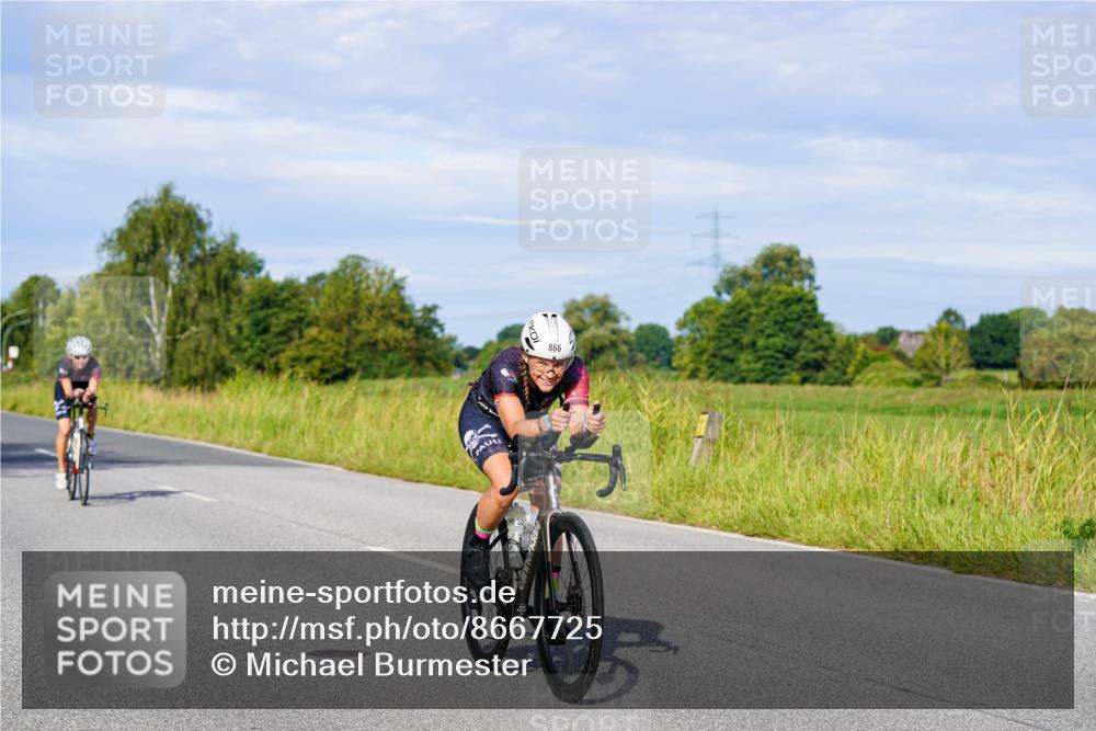 31.08.2025 - Elbe Triathlon Hamburg Michael Burmester http://msf.ph/oto/8667725 31.08.2025 09:43:41 Radfahren 337, 845, 866, 908, 913 meine-sportfotos.de