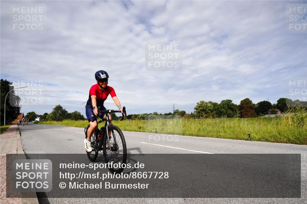 31.08.2025 - Elbe Triathlon Hamburg Michael Burmester http://msf.ph/oto/8667728 31.08.2025 10:55:19 Radfahren 1272, 1371, 1396, 1410, 1431, 1486 meine-sportfotos.de