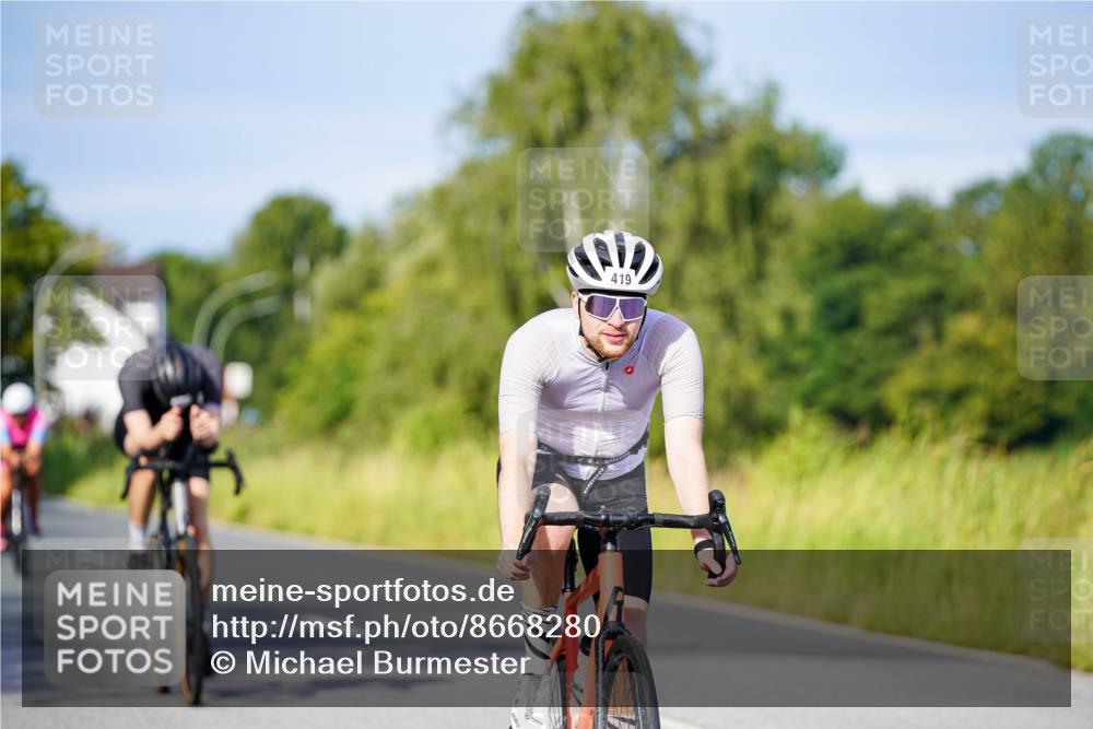 31.08.2025 - Elbe Triathlon Hamburg Michael Burmester http://msf.ph/oto/8668280 31.08.2025 09:46:27 Radfahren 286, 419, 421, 439, 494, 599, 684, 909 meine-sportfotos.de