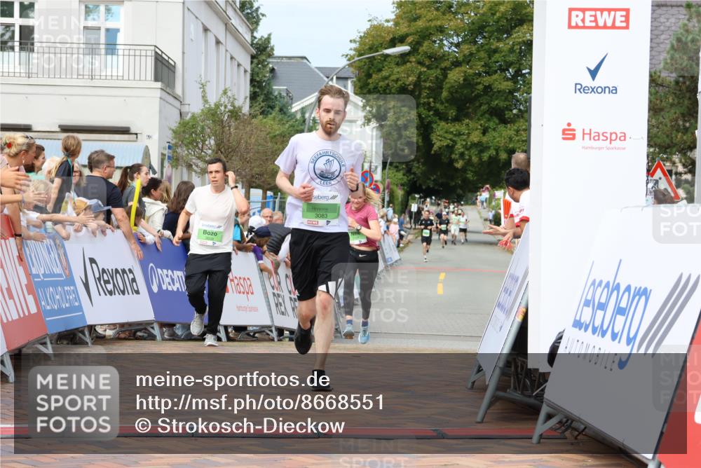 31.08.2025 - 21. Blankeneser Heldenlauf Strokosch-Dieckow http://msf.ph/oto/8668551 31.08.2025 10:56:16 Ziel 2191, 2375, 3609, 3083, 3121 meine-sportfotos.de