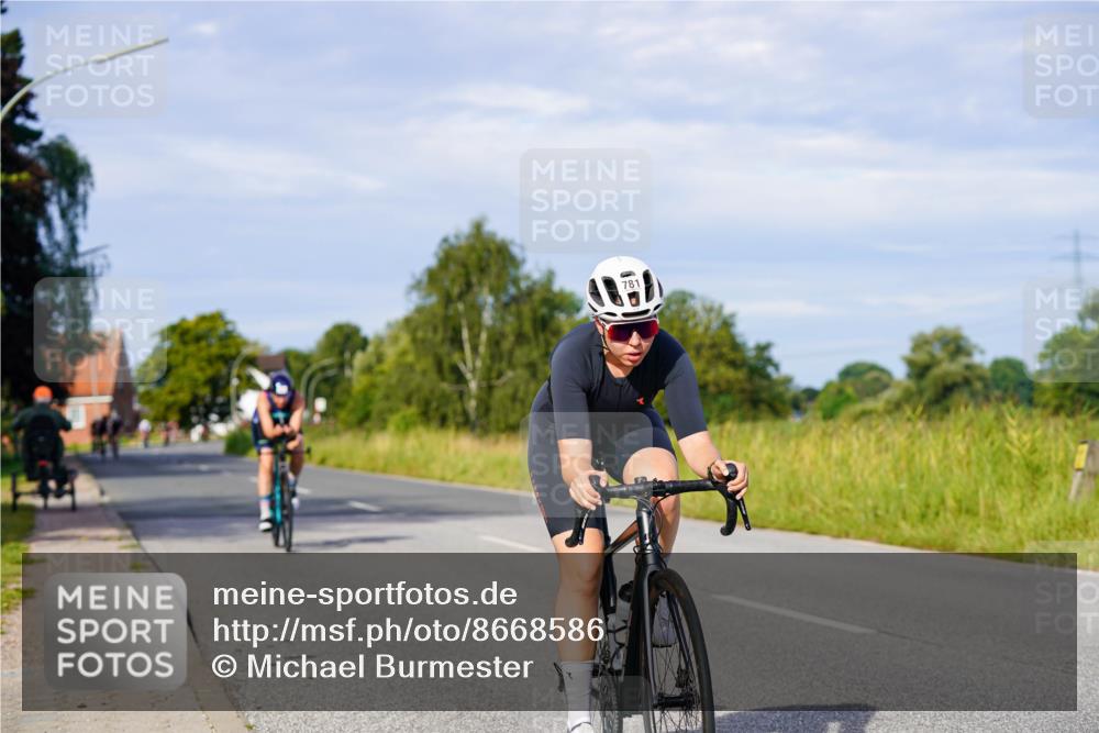 31.08.2025 - Elbe Triathlon Hamburg Michael Burmester http://msf.ph/oto/8668586 31.08.2025 09:48:05 Radfahren 285, 315, 528, 781, 901 meine-sportfotos.de