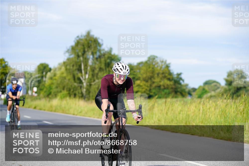 31.08.2025 - Elbe Triathlon Hamburg Michael Burmester http://msf.ph/oto/8668758 31.08.2025 09:49:00 Radfahren 319, 428, 532, 726, 727, 822, 842, 921 meine-sportfotos.de