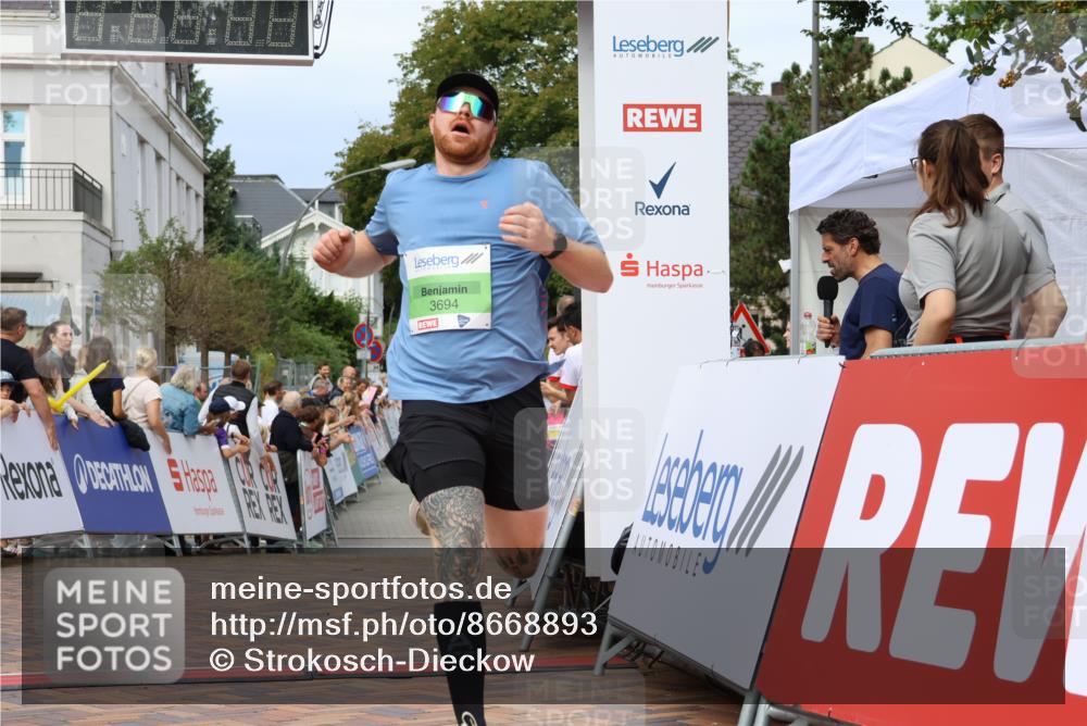 31.08.2025 - 21. Blankeneser Heldenlauf Strokosch-Dieckow http://msf.ph/oto/8668893 31.08.2025 10:55:54 Ziel 3115, 3694 meine-sportfotos.de