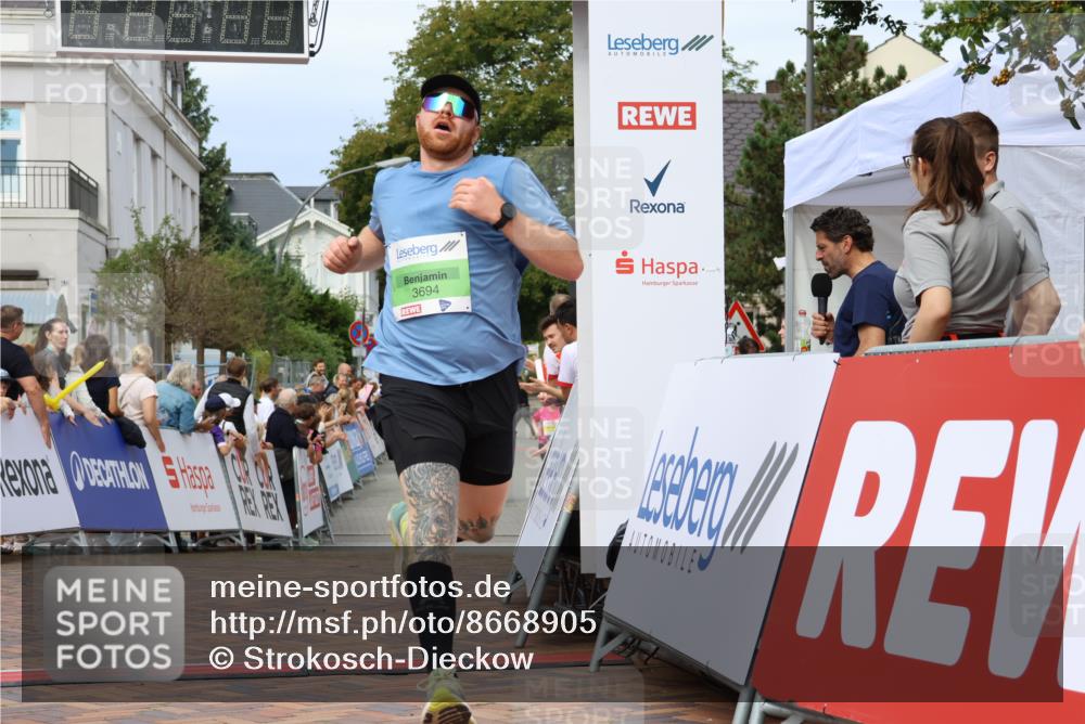31.08.2025 - 21. Blankeneser Heldenlauf Strokosch-Dieckow http://msf.ph/oto/8668905 31.08.2025 10:55:54 Ziel 3115, 3694 meine-sportfotos.de