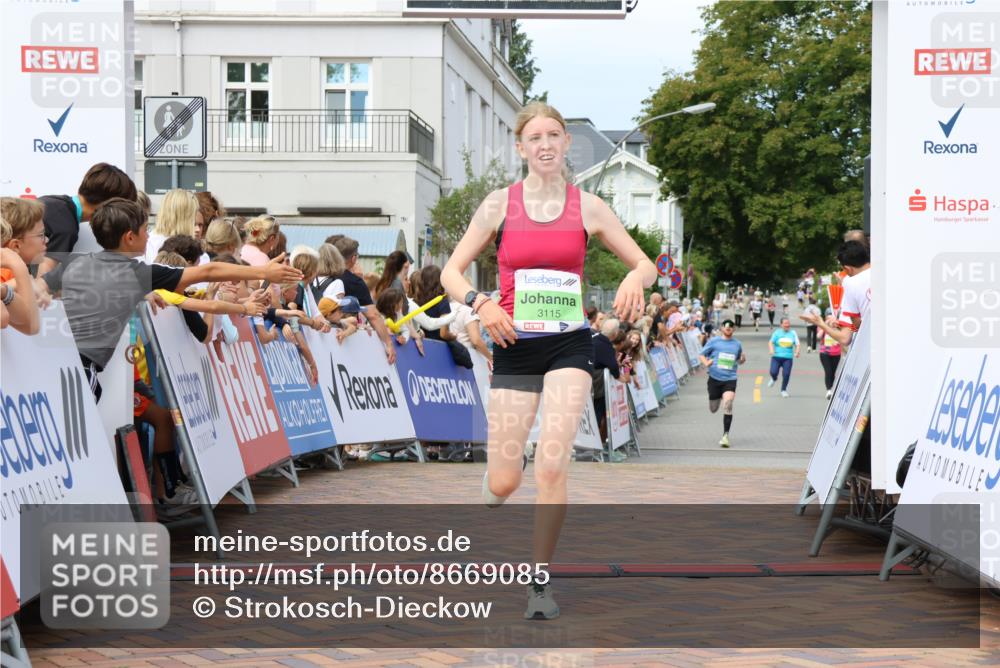 31.08.2025 - 21. Blankeneser Heldenlauf Strokosch-Dieckow http://msf.ph/oto/8669085 31.08.2025 10:55:49 Ziel 3115, 3694 meine-sportfotos.de