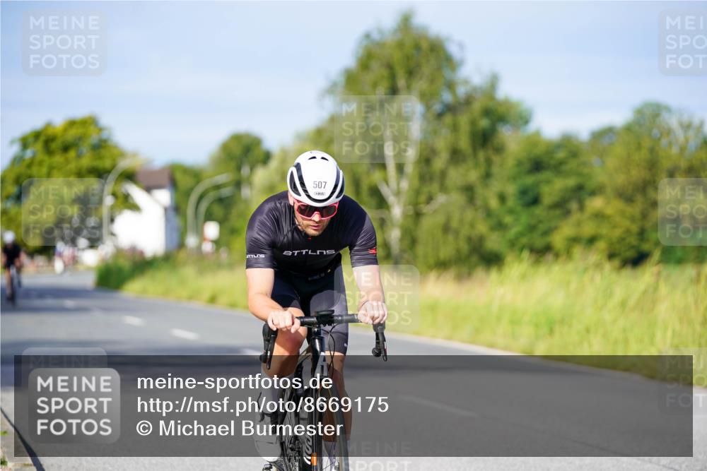 31.08.2025 - Elbe Triathlon Hamburg Michael Burmester http://msf.ph/oto/8669175 31.08.2025 09:51:17 Radfahren 456, 507, 810 meine-sportfotos.de