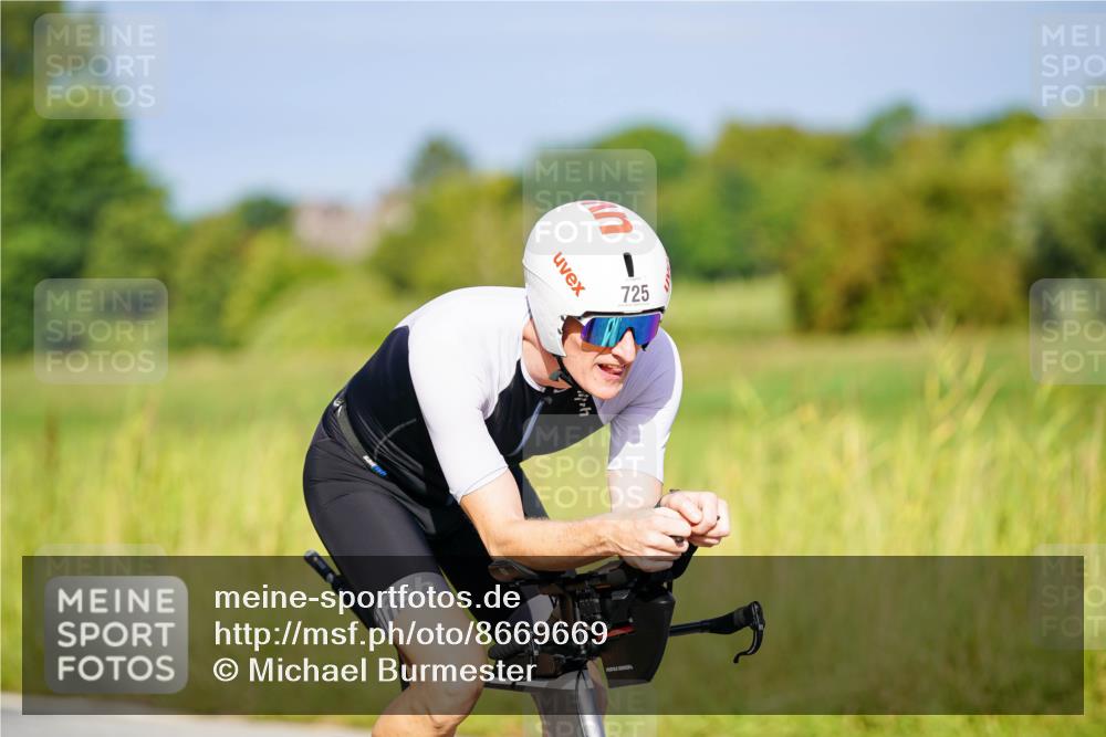 31.08.2025 - Elbe Triathlon Hamburg Michael Burmester http://msf.ph/oto/8669669 31.08.2025 09:54:25 Radfahren 415, 434, 525, 698, 725 meine-sportfotos.de