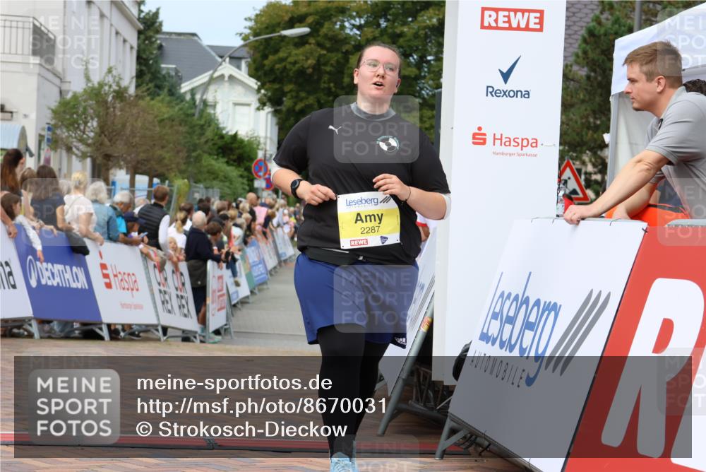 31.08.2025 - 21. Blankeneser Heldenlauf Strokosch-Dieckow http://msf.ph/oto/8670031 31.08.2025 10:54:34 Ziel 2287, 3332 meine-sportfotos.de