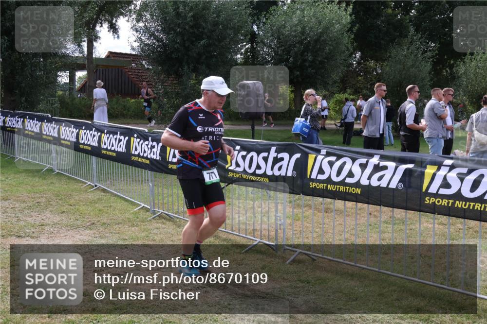 31.08.2025 - Elbe Triathlon Hamburg Luisa Fischer http://msf.ph/oto/8670109 31.08.2025 11:37:34 Laufen 771 meine-sportfotos.de