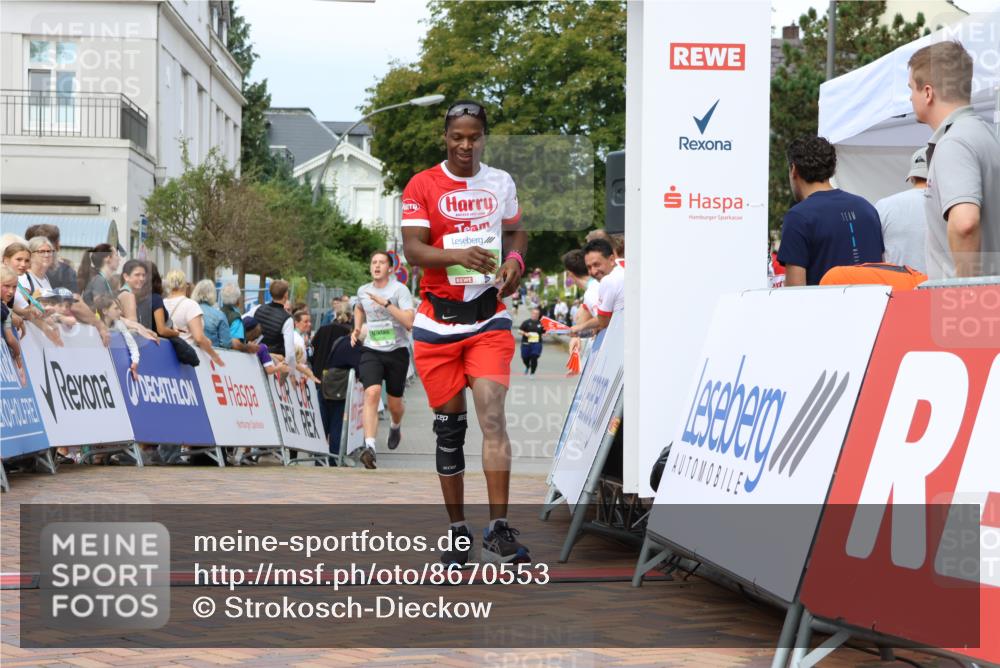 31.08.2025 - 21. Blankeneser Heldenlauf Strokosch-Dieckow http://msf.ph/oto/8670553 31.08.2025 10:54:12 Ziel 3506, 3538 meine-sportfotos.de