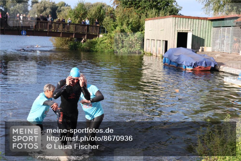 31.08.2025 - Elbe Triathlon Hamburg Luisa Fischer http://msf.ph/oto/8670936 31.08.2025 08:27:46 Schwimmen 224, 243 meine-sportfotos.de