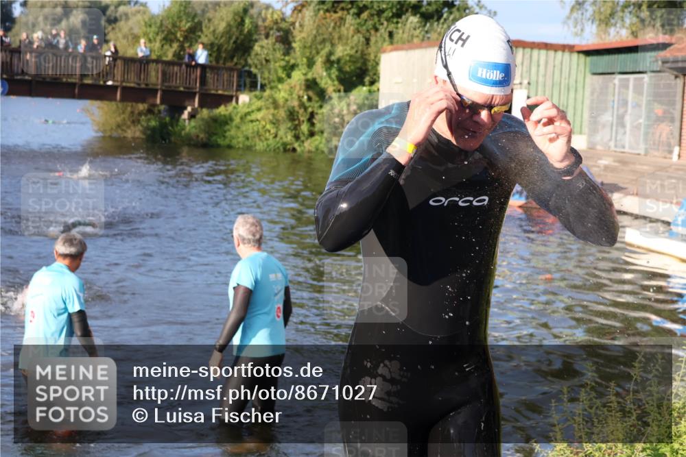 31.08.2025 - Elbe Triathlon Hamburg Luisa Fischer http://msf.ph/oto/8671027 31.08.2025 08:28:29 Schwimmen 186, 196, 206 meine-sportfotos.de