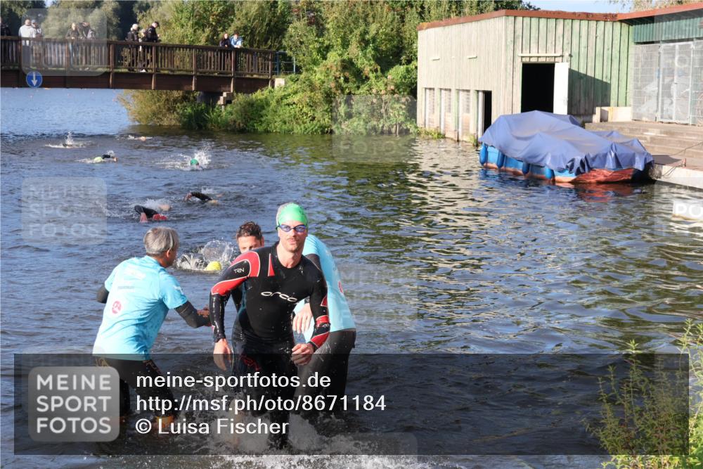 31.08.2025 - Elbe Triathlon Hamburg Luisa Fischer http://msf.ph/oto/8671184 31.08.2025 08:30:02 Schwimmen 171, 172, 200, 209, 232 meine-sportfotos.de