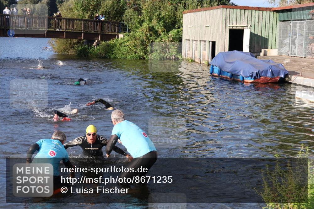31.08.2025 - Elbe Triathlon Hamburg Luisa Fischer http://msf.ph/oto/8671235 31.08.2025 08:30:08 Schwimmen 172, 187, 200, 232 meine-sportfotos.de