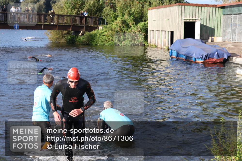 31.08.2025 - Elbe Triathlon Hamburg Luisa Fischer http://msf.ph/oto/8671306 31.08.2025 08:30:17 Schwimmen 187, 242 meine-sportfotos.de