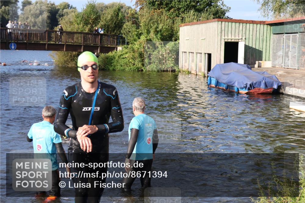 31.08.2025 - Elbe Triathlon Hamburg Luisa Fischer http://msf.ph/oto/8671394 31.08.2025 08:30:34 Schwimmen 191, 220 meine-sportfotos.de