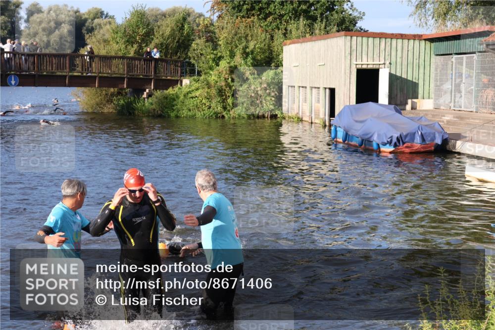 31.08.2025 - Elbe Triathlon Hamburg Luisa Fischer http://msf.ph/oto/8671406 31.08.2025 08:30:40 Schwimmen 191, 230 meine-sportfotos.de