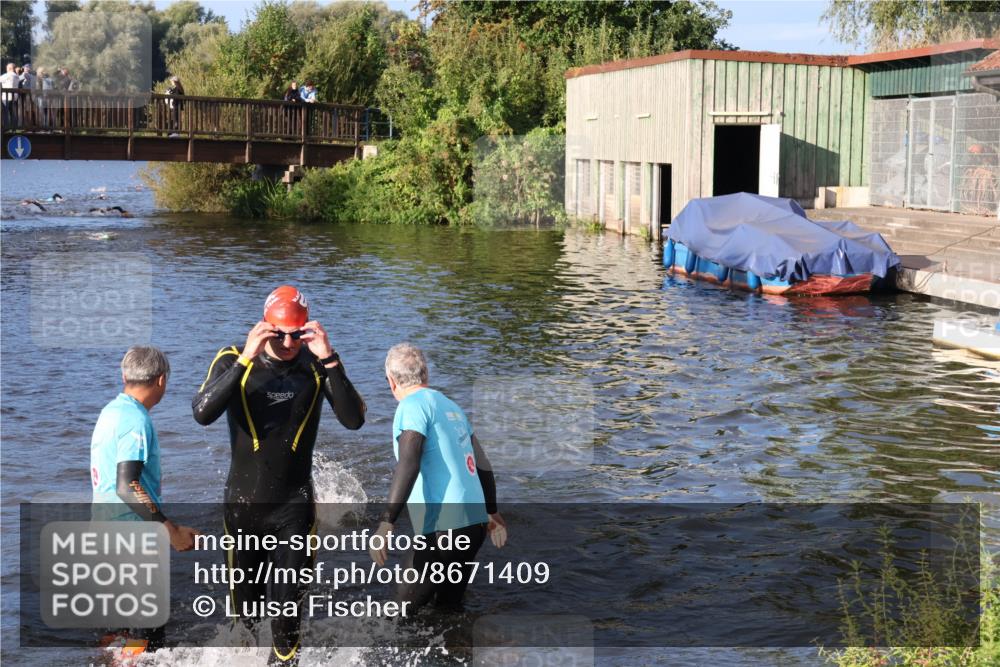 31.08.2025 - Elbe Triathlon Hamburg Luisa Fischer http://msf.ph/oto/8671409 31.08.2025 08:30:41 Schwimmen 191, 230 meine-sportfotos.de