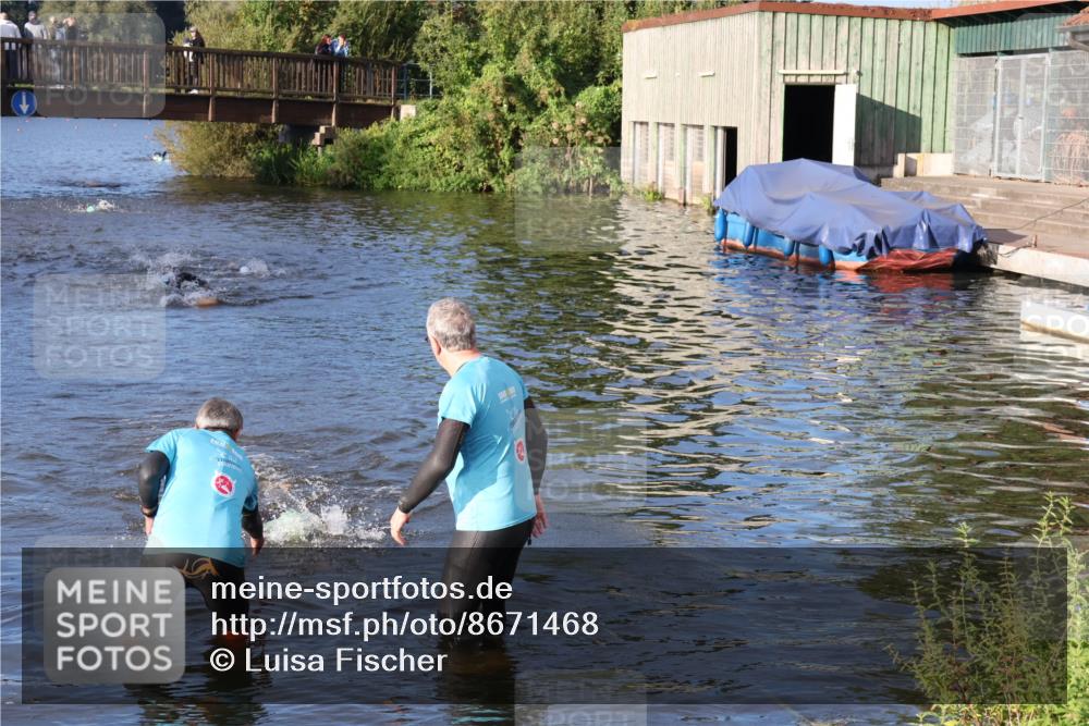 31.08.2025 - Elbe Triathlon Hamburg Luisa Fischer http://msf.ph/oto/8671468 31.08.2025 08:31:17 Schwimmen 219 meine-sportfotos.de